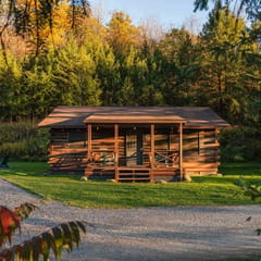 Denton Go - Cabin 1